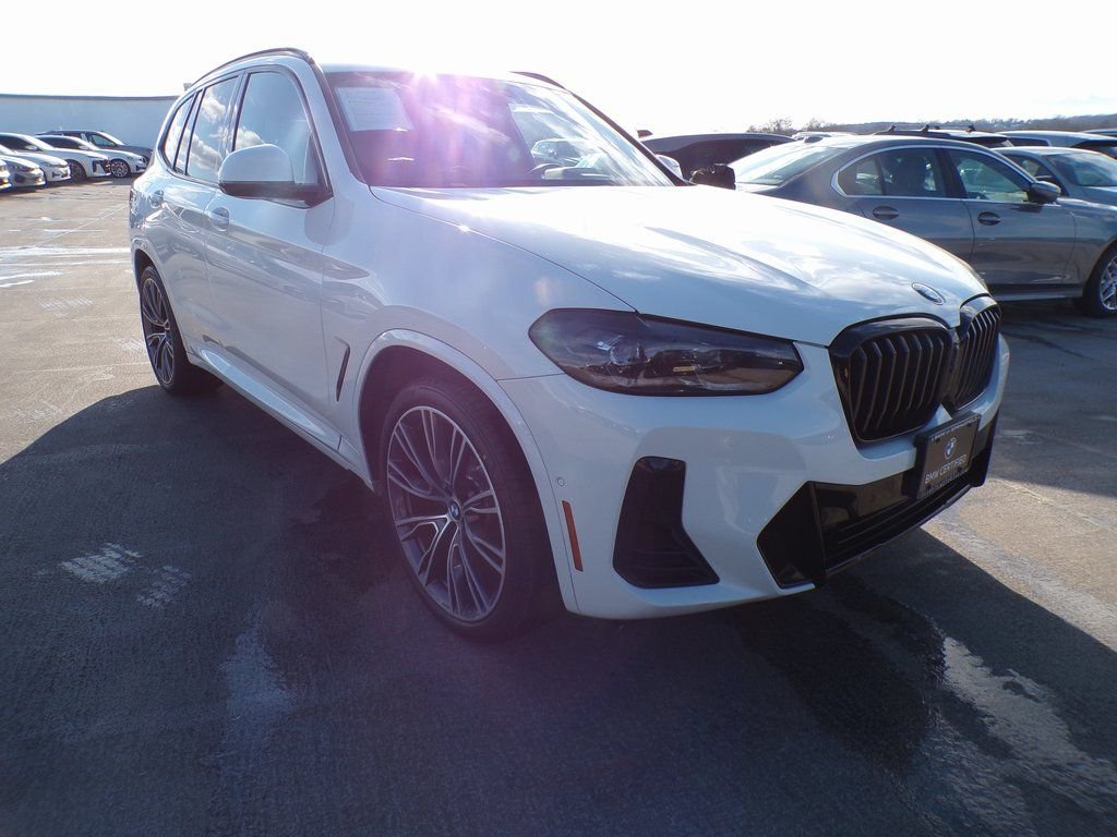 2023 BMW X3 30i