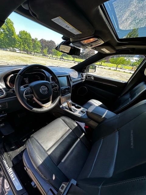 Used 2016 Brilliant Black Crystal Pearlcoat Jeep Summit image 13
