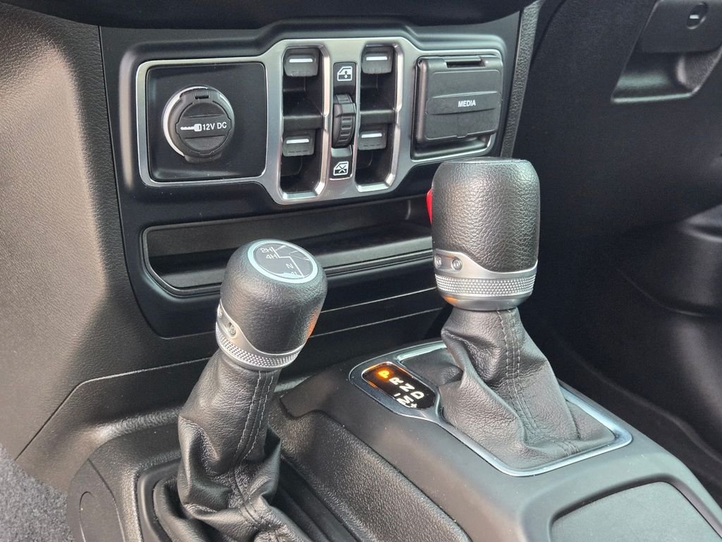 Used 2023 Silver Jeep Willys image 32