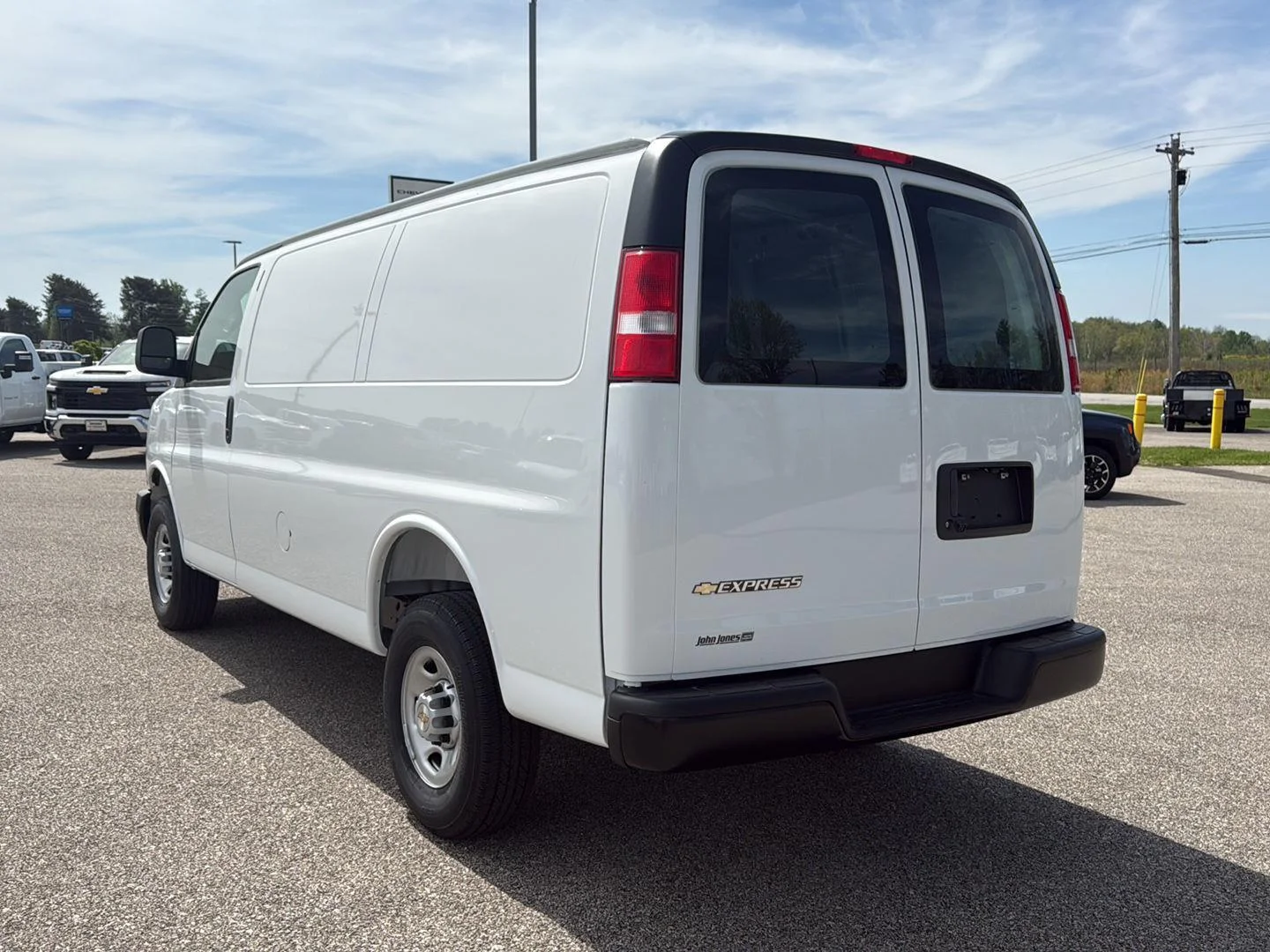 2026 Chevrolet Express Cargo Work Van - Photo 13