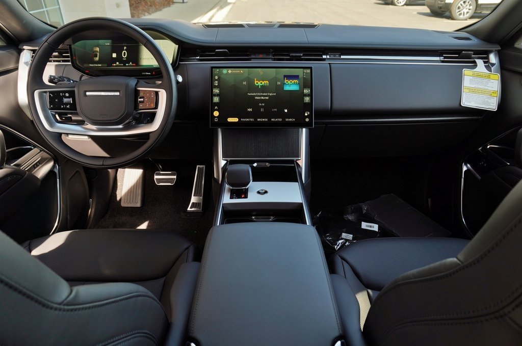 2026 LAND ROVER RANGE ROVER - Image 9