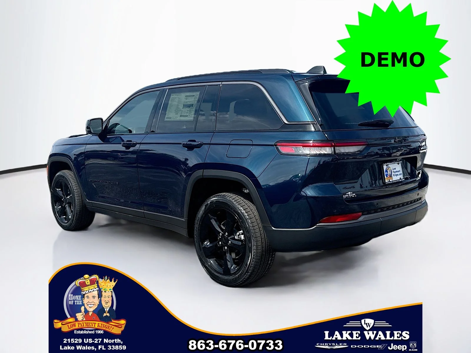 New 2026 Fathom Blue Pearl-Coat Exterior Paint Jeep Limited image 4