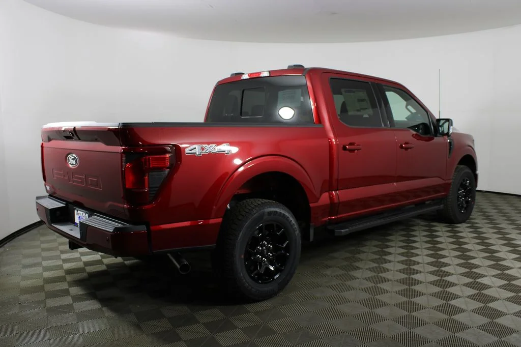 New 2026 Ruby Red Metallic Tinted Clearcoat Ford XLT image 5