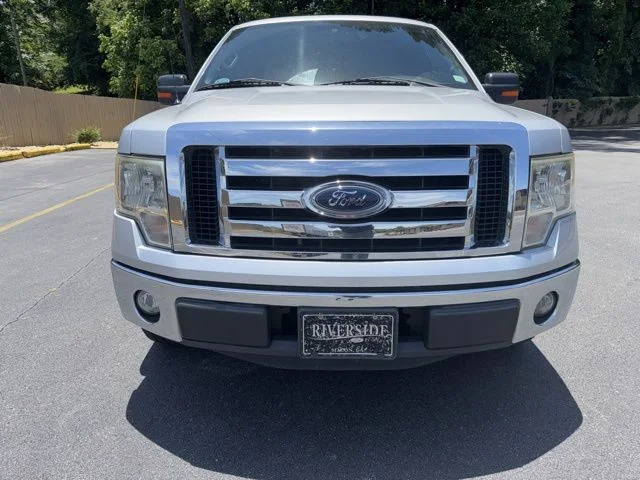 Used 2012 Silver Ford XLT image 2
