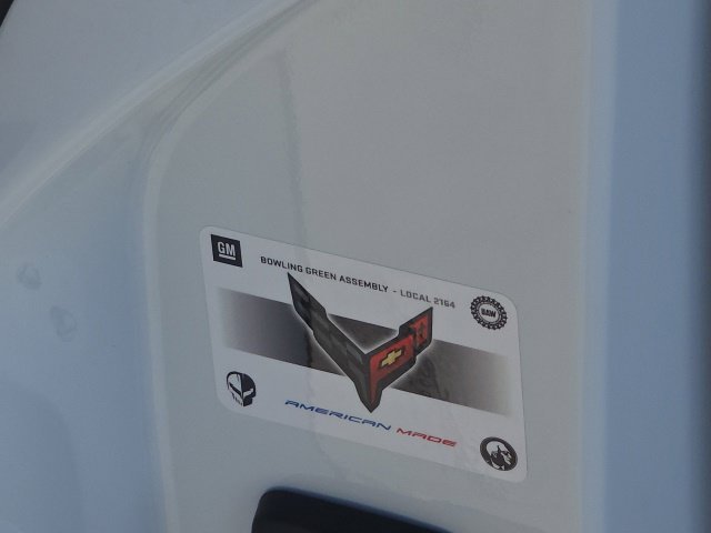 Used 2024 Arctic White Chevrolet 3LT image 38