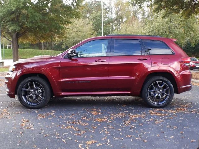 Used 2019 Red Jeep Limited image 6