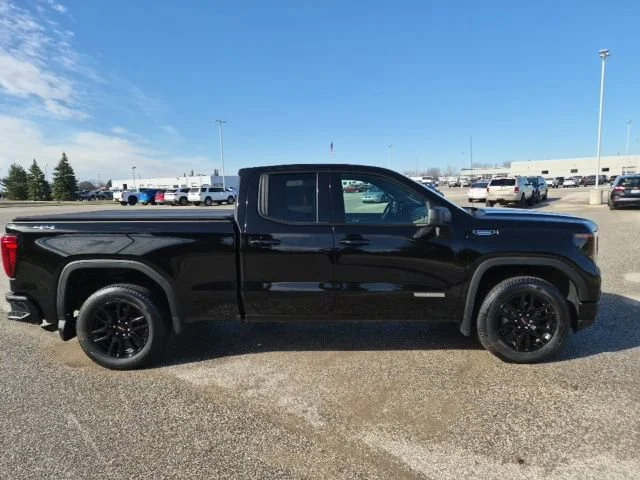 Certified Used 2025 Onyx Black GMC Elevation image 4