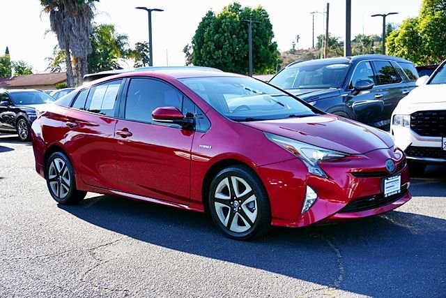 Used 2016 Red Toyota Four Touring image 5