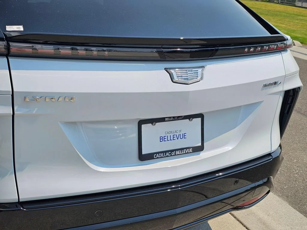 New 2026 Vibrant White Tricoat Cadillac Sport image 14