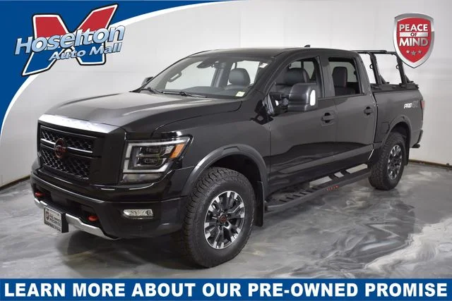 2024 Nissan Titan PRO-4X 4X4 Crew Cab's photo
