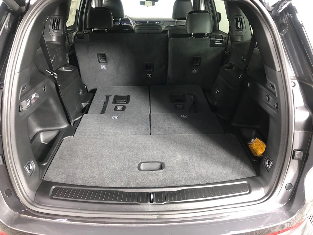 New 2026 Baltic Gray Metallic Clear-Coat Exterior Paint Jeep Laredo image 21