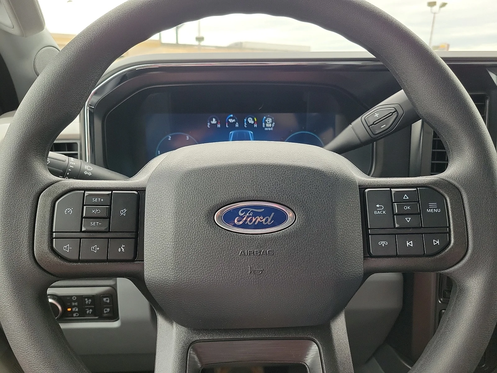 New 2026 Oxford White Ford F-250&reg; XLT image 17