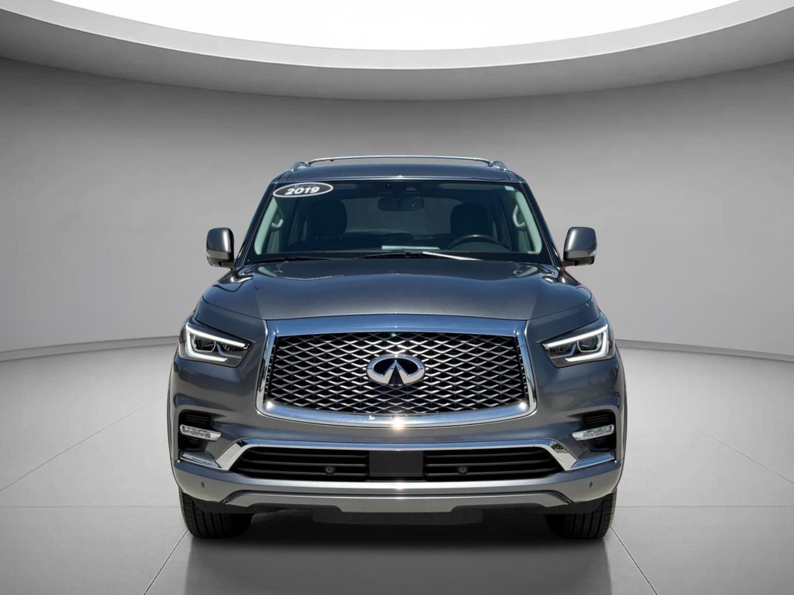 Used 2019 Graphite Shadow INFINITI LUXE image 10