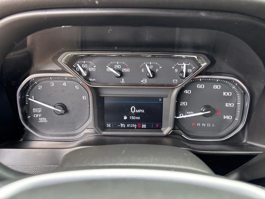 Used 2020 Black GMC Elevation image 23