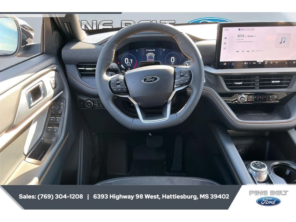 New 2026 Space White Metallic Ford Tremor® image 5