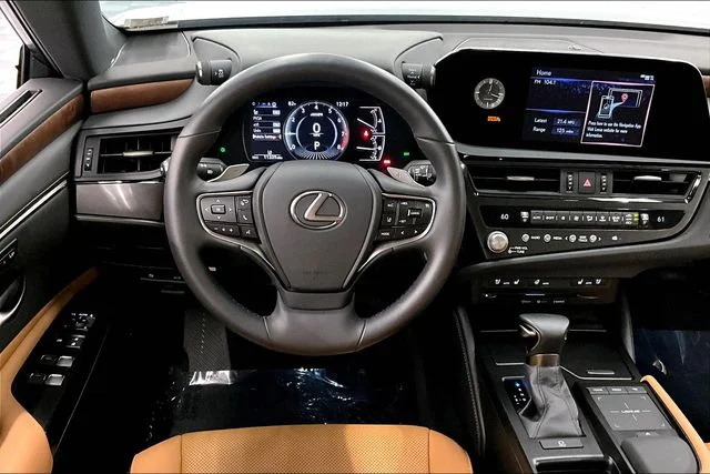 Used 2022 Iridium Lexus 350 image 6