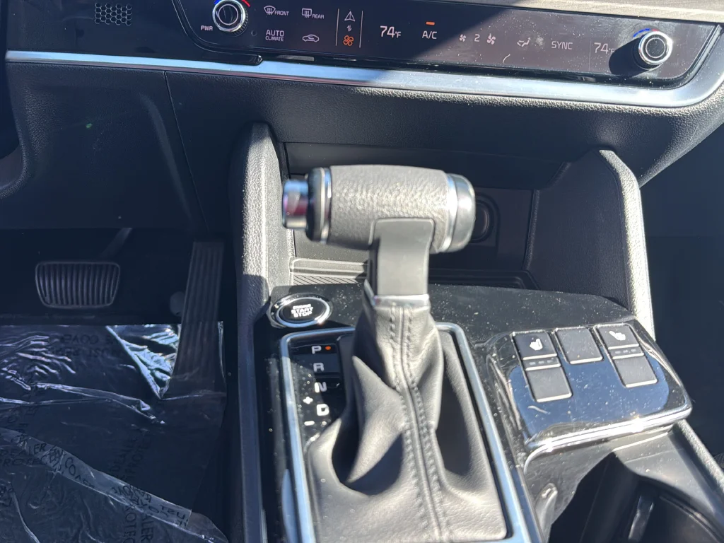 Used 2024 Gray Kia X-Line image 18