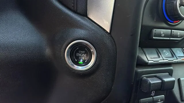 Used 2020 NORTHSKY BLUE METALLIC Chevrolet RST image 28
