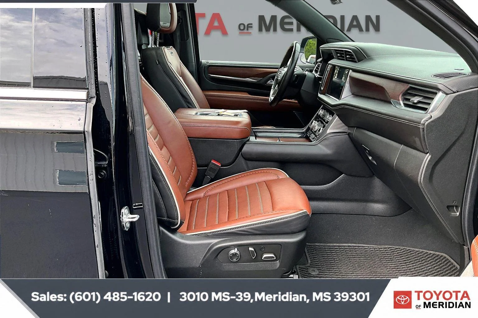 Used 2024 Onyx Black GMC Denali Ultimate image 6