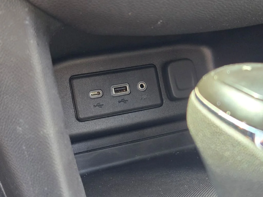 Used 2021 Midnight Blue Metallic Chevrolet LT image 29
