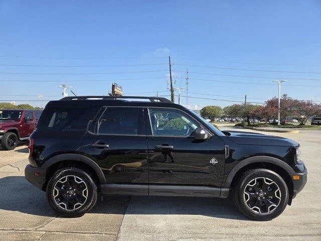 Used 2026 Shadow Black Ford Outer Banks image 6
