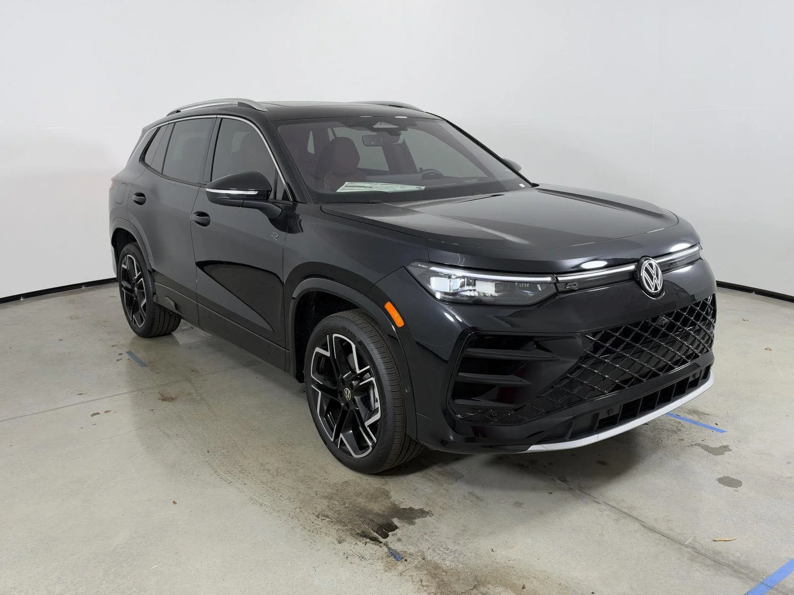 New 2026 BLACK VOLKSWAGEN  image 3