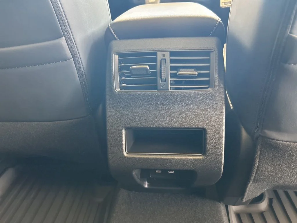 New 2026 Silver Mitsubishi SE 1.5T 2WD image 28