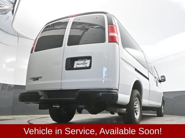 Used 2024 White Chevrolet LS image 37