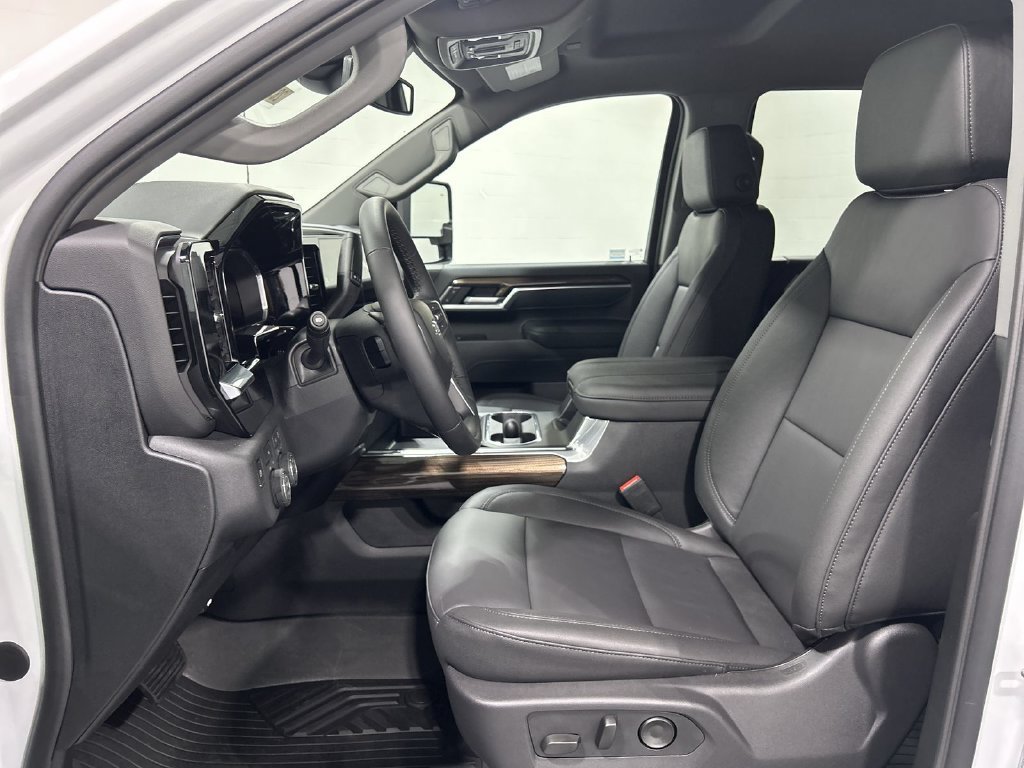 2026 Chevrolet Silverado 2500 HD LT - Photo 13