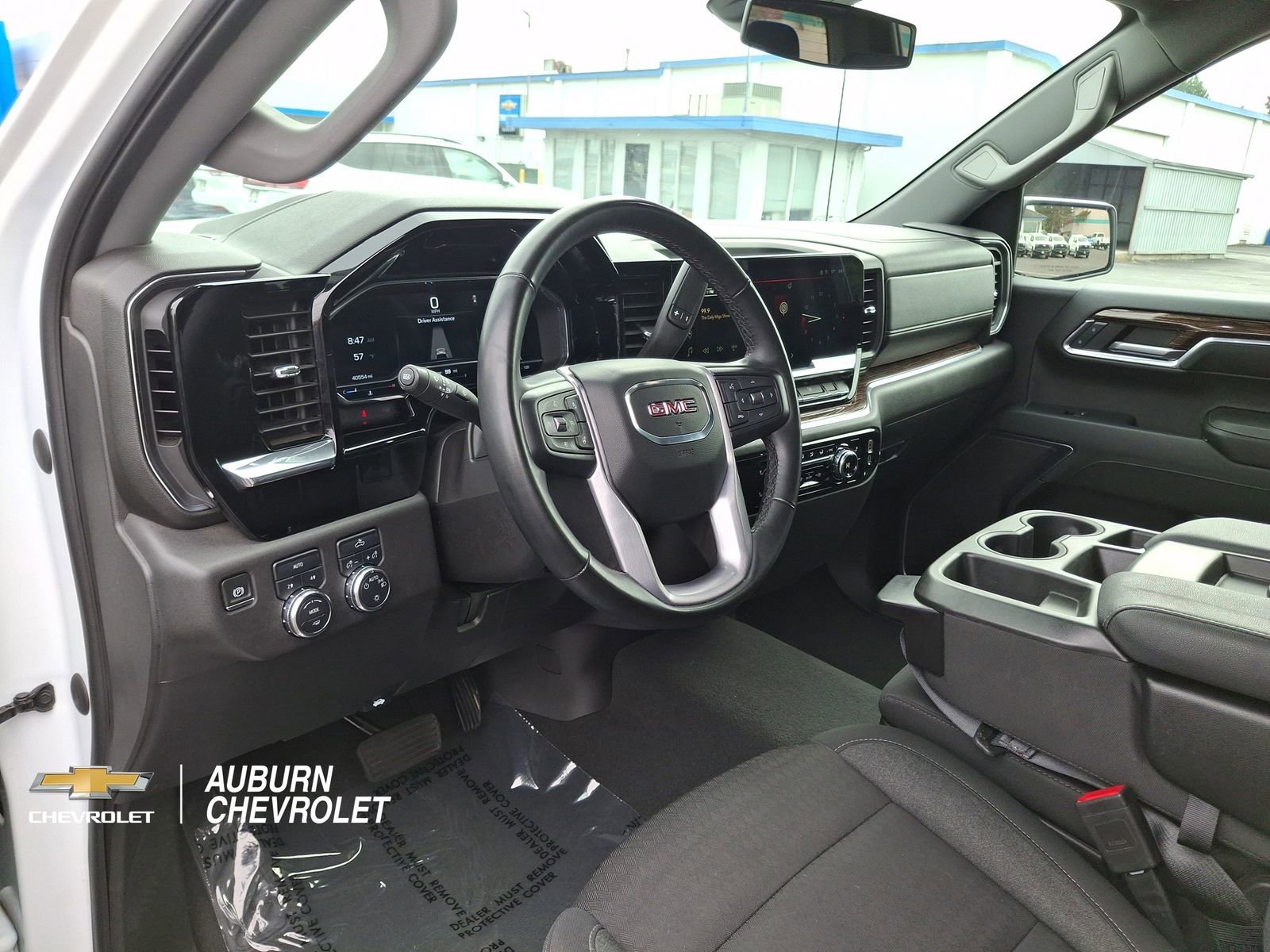 2024 GMC Sierra 1500 SLE - Photo 18