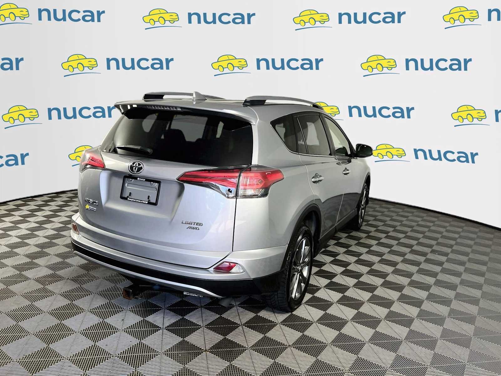 Used 2018 Silver Sky Metallic Toyota Limited image 7