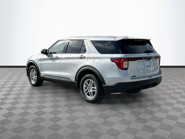 New 2026 White Metallic Ford Active image 4