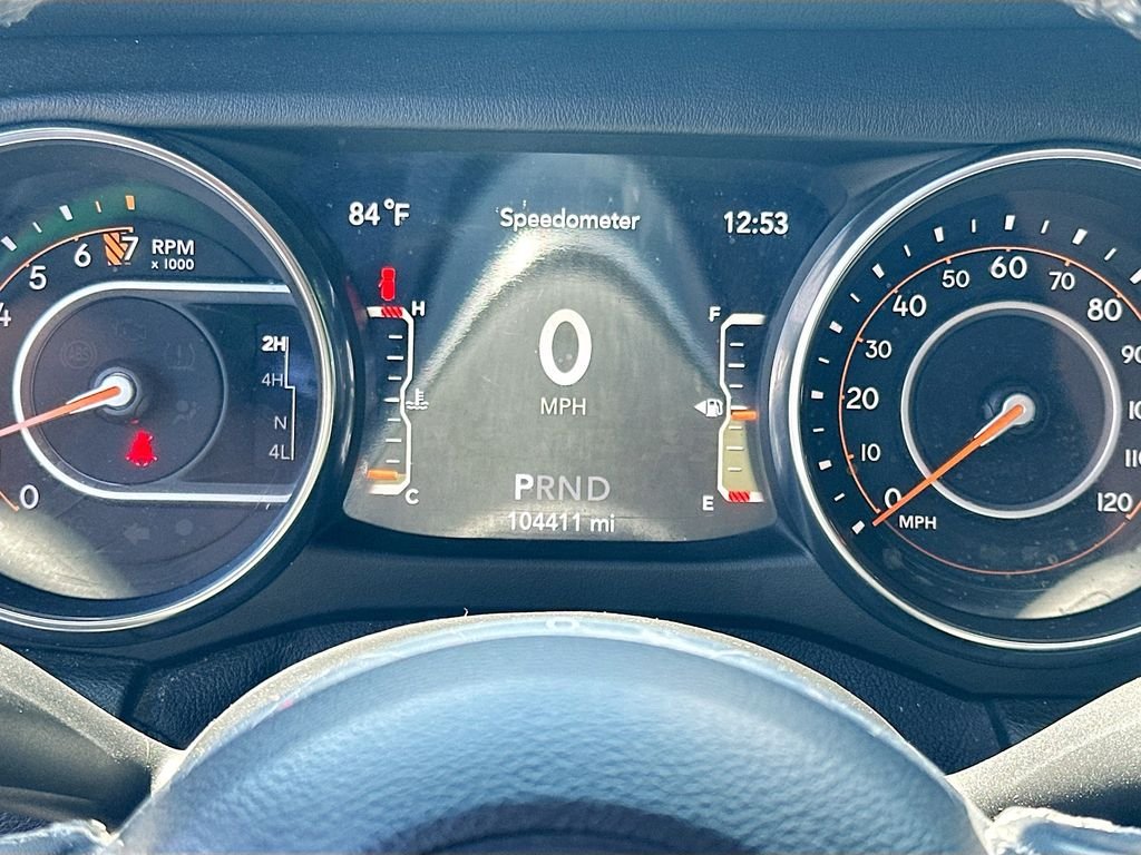 Used 2020 Sting-Gray Clearcoat Jeep Sahara image 13