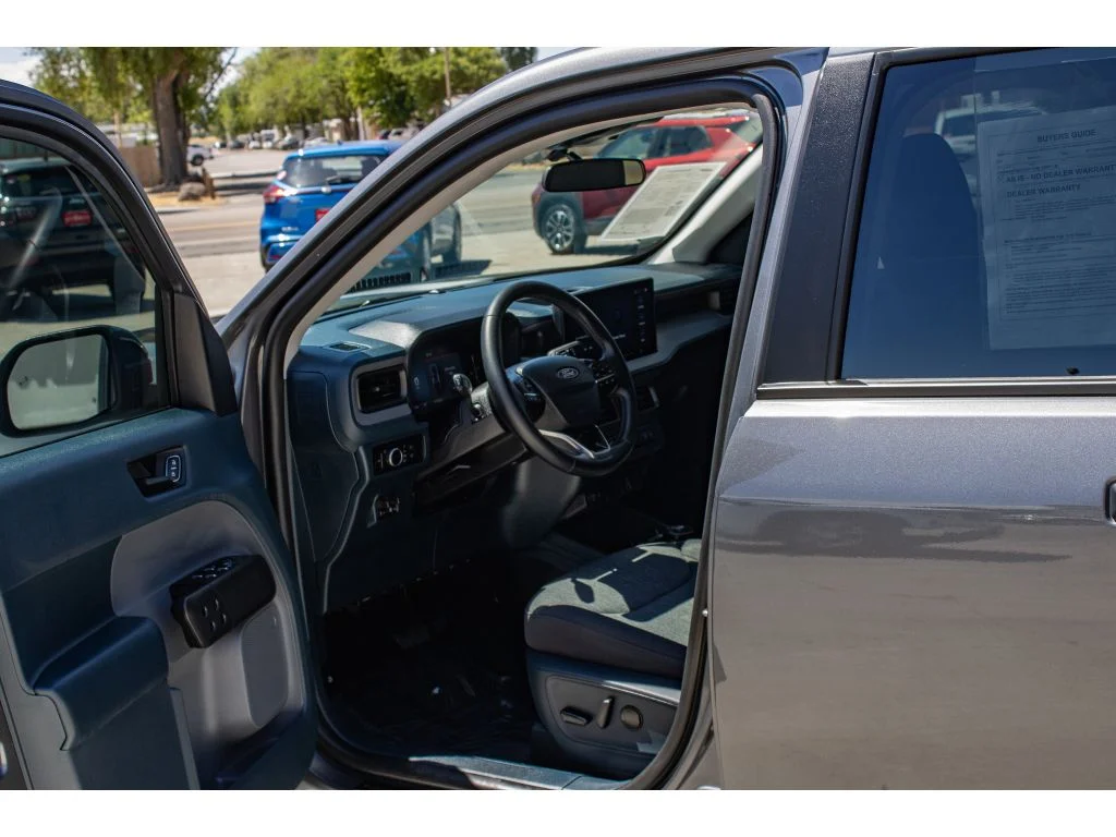 Used 2025 Carbonized Gray Metallic Ford XLT image 26