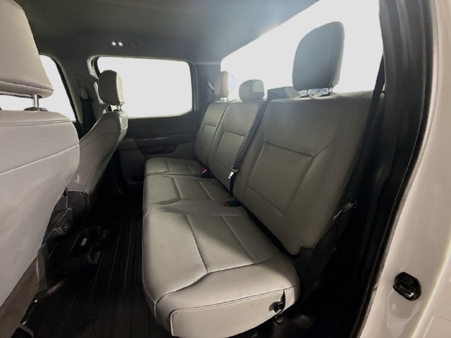 Used 2022 Oxford White Ford XL image 20