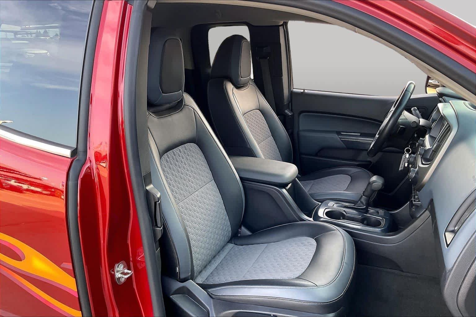 Used 2016 Red Rock Metallic Chevrolet 4WD Z71 image 8