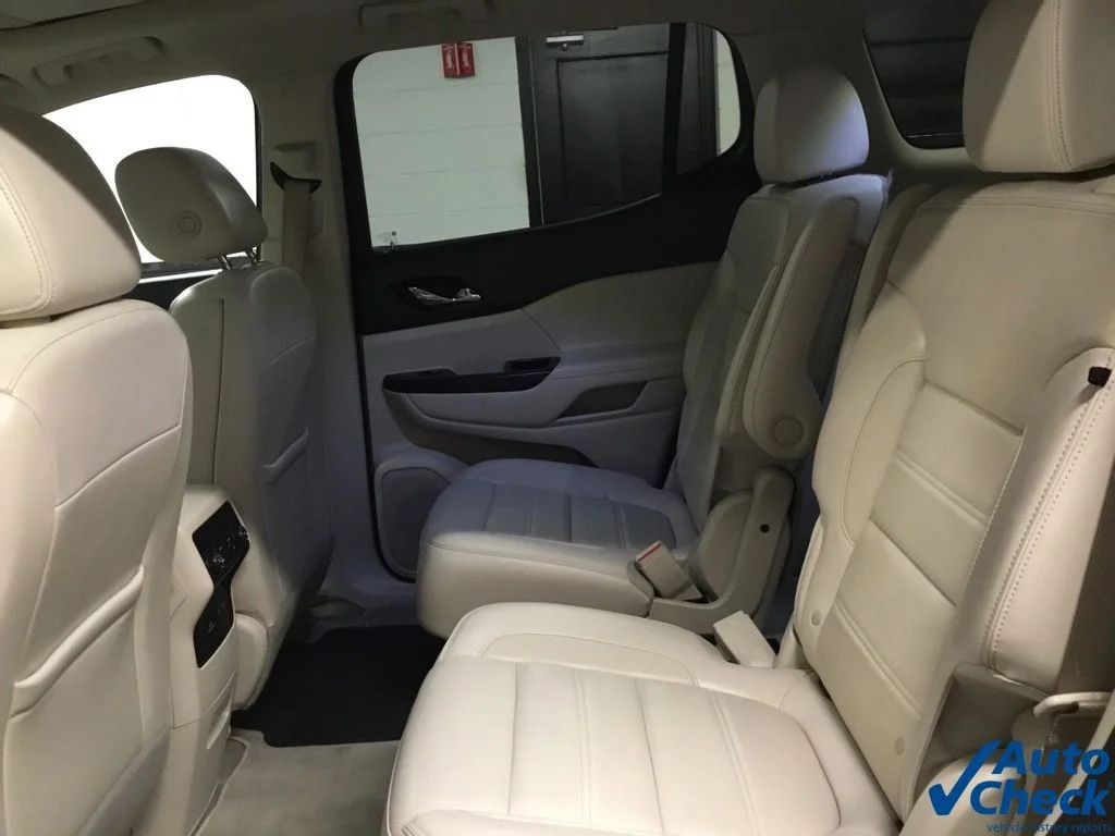 2020 GMC Acadia Denali - Photo 30
