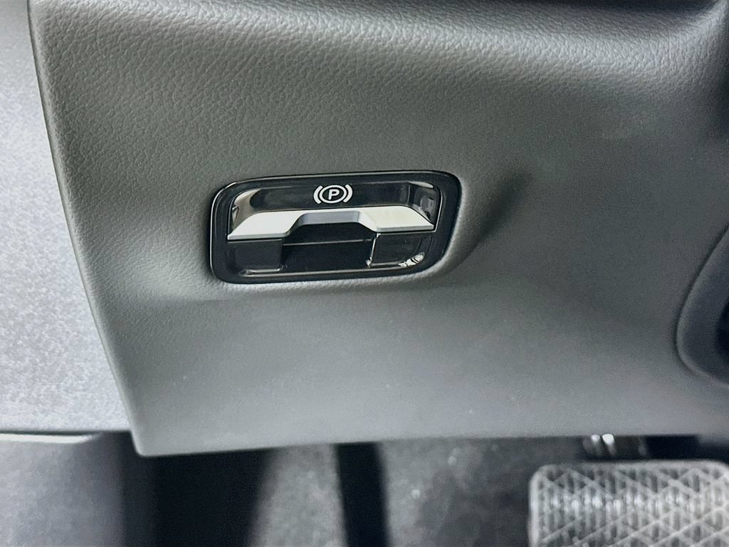 New 2027 Nautical Blue Metallic Mercedes-Benz E 450 image 44