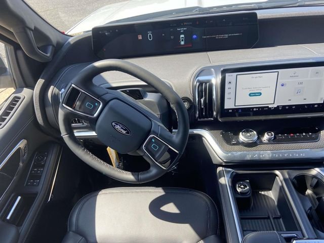 New 2026 Space Silver Metallic Ford Platinum® image 9