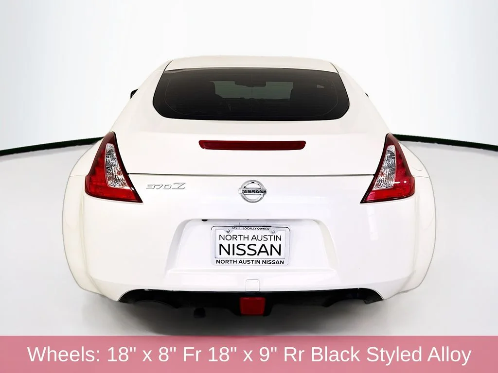 Used 2020 White Nissan Base image 6