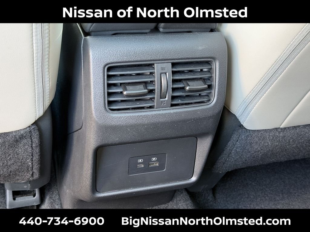 Certified Used 2023 Scarlet Nissan SV image 21