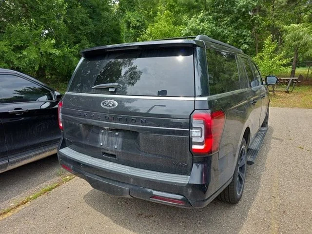 Used 2023 Black Ford Limited image 3