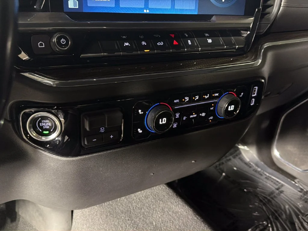 Used 2024 Summit White Chevrolet RST image 22