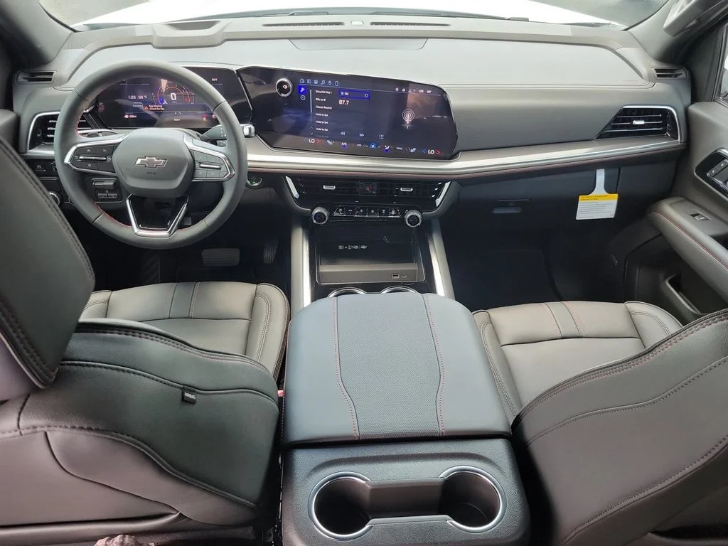 New 2026 Summit White Chevrolet RST image 21