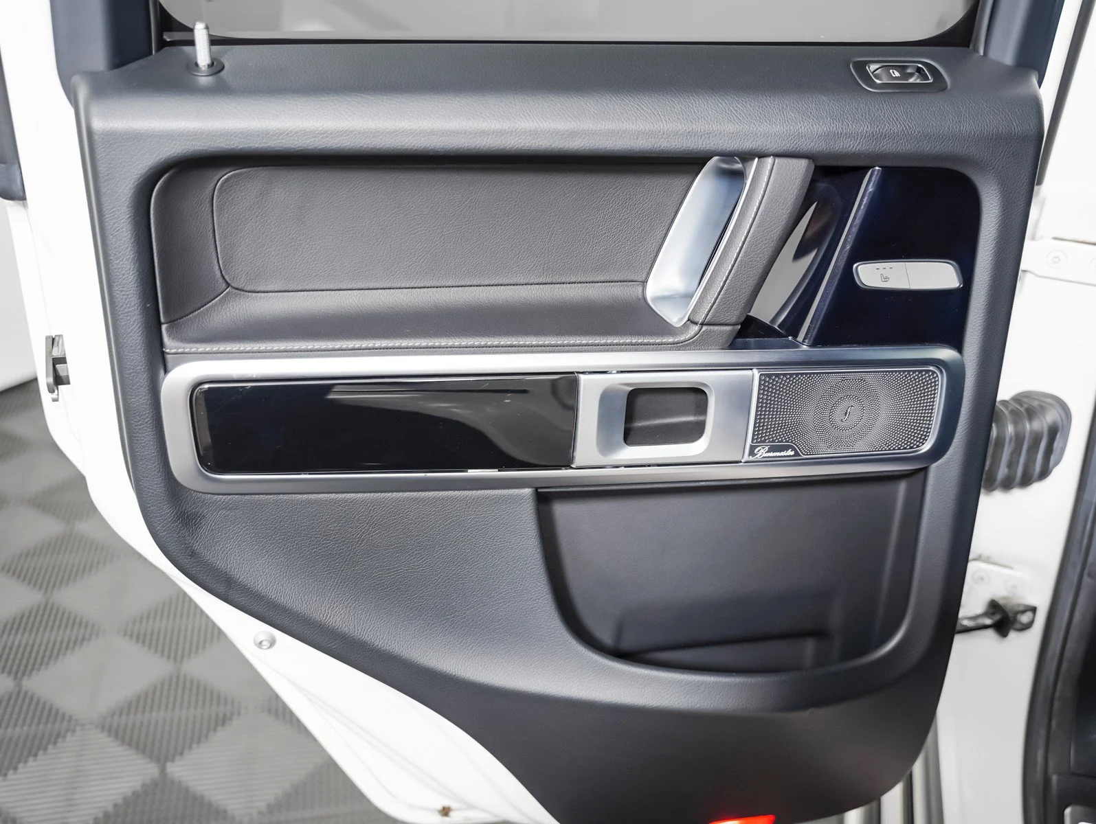 Certified Used 2020 Polar White Mercedes-Benz G 550 4MATIC® image 27