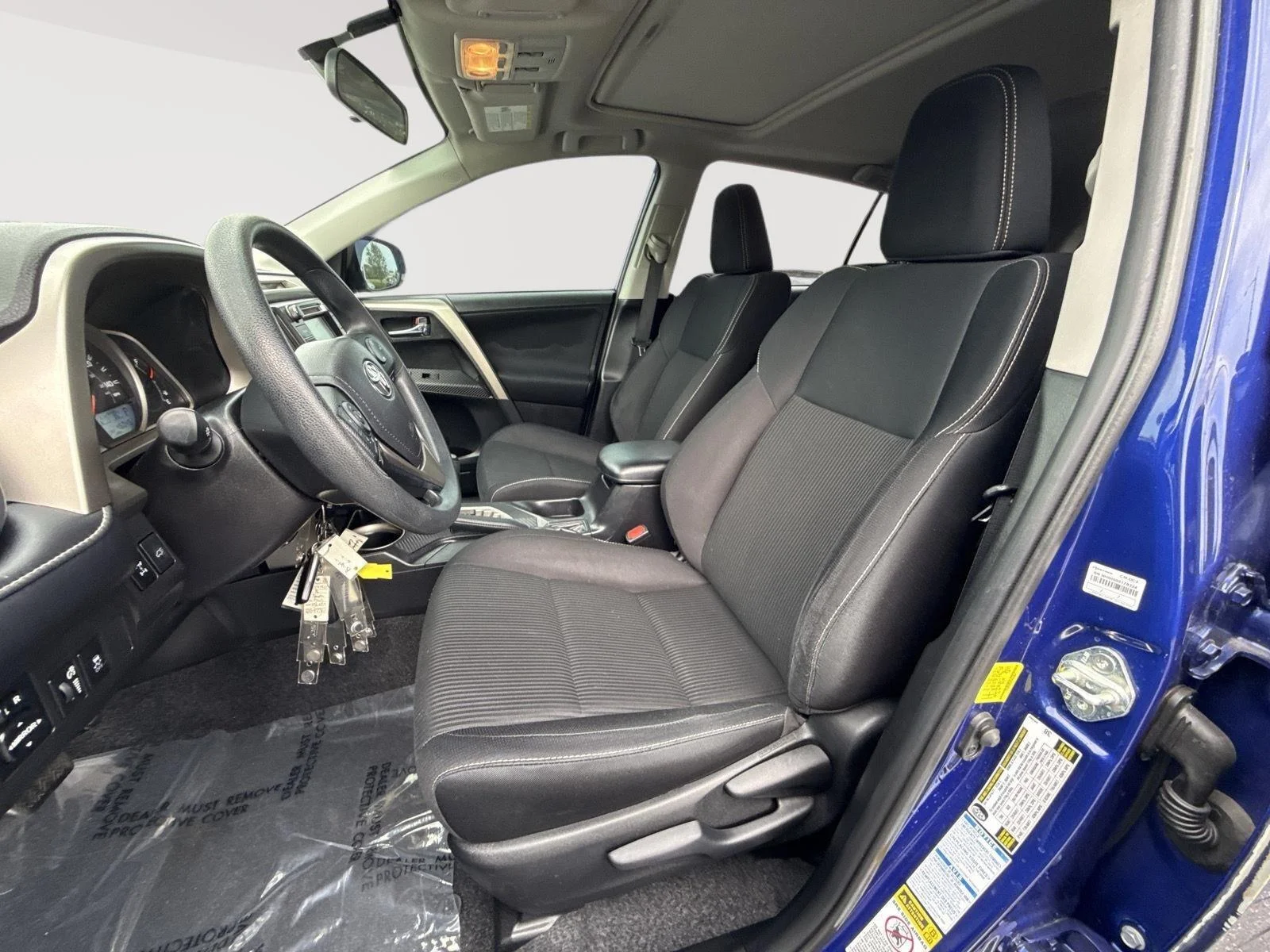 Used 2015 Blue Crush Metallic Toyota XLE image 3