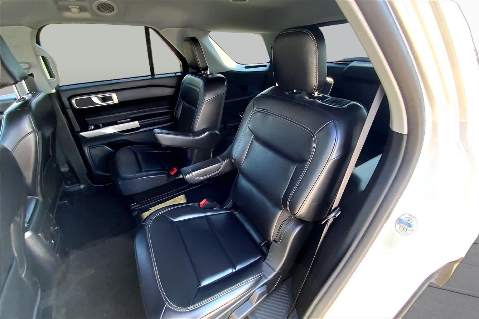 Used 2023 Iconic Silver Metallic Ford XLT image 19