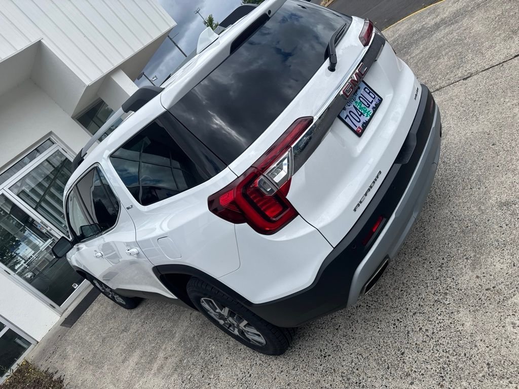 Used 2023 Summit White GMC SLT image 6