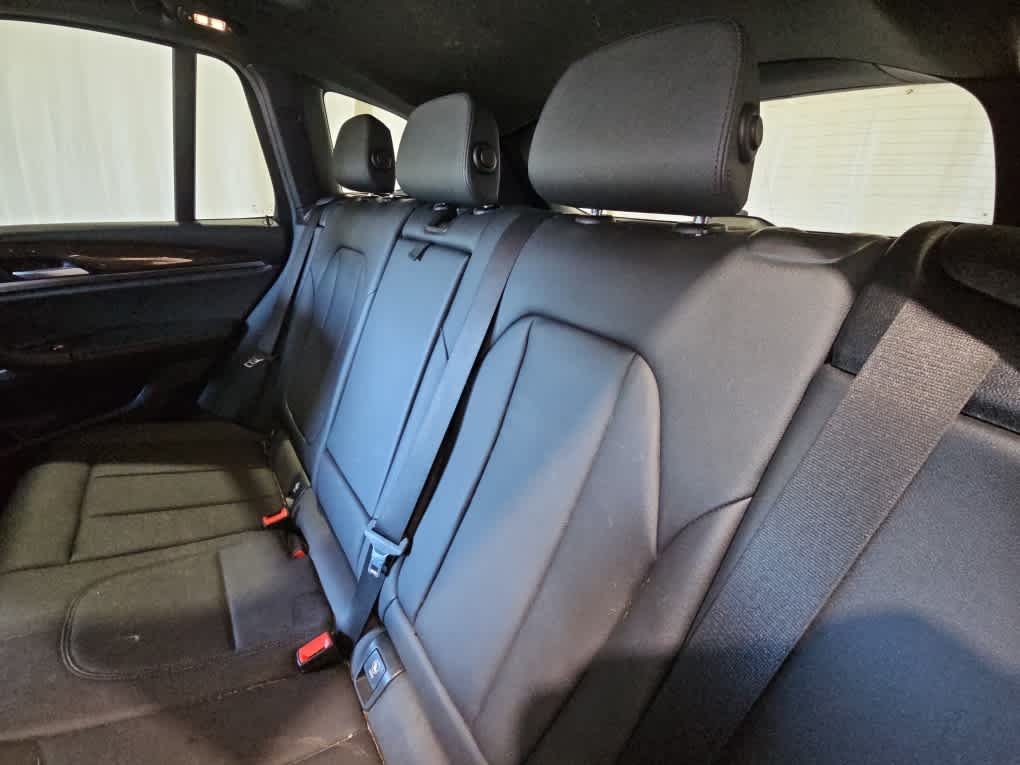 Used 2021 Jet Black BMW xDrive30i image 12