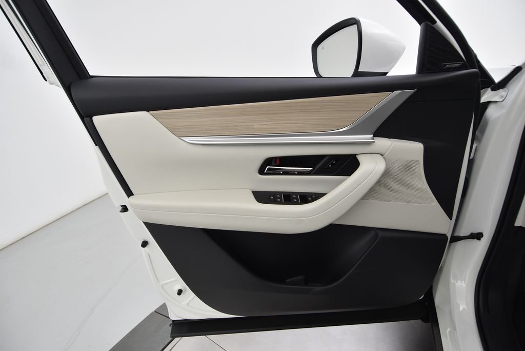 2026 Mazda CX-90 Premium Plus Package - Photo 32